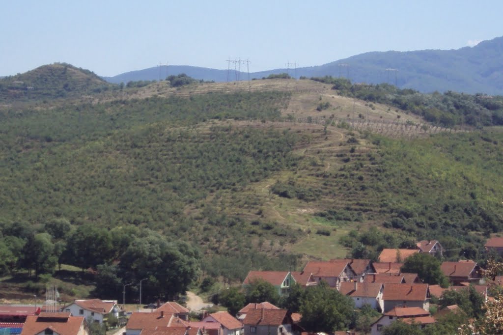 Pogled na Gabrovačku reku, Niš by Aleksa Randjelovic