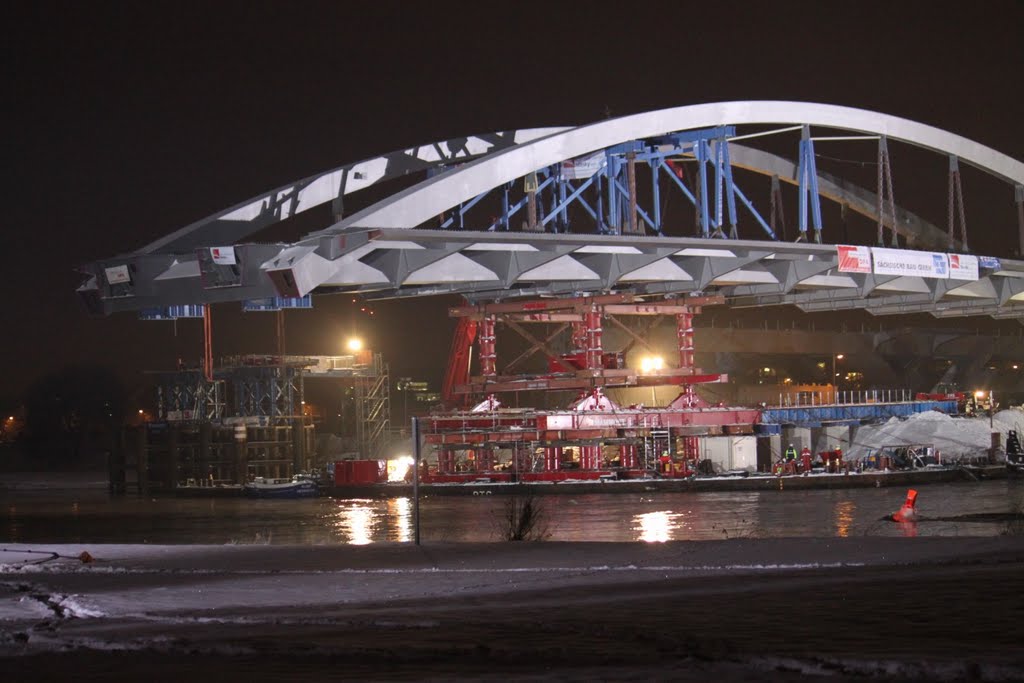 Waldschlösschenbrücke (einschwimmen) 18.12.2010 by © TRISTAN-DD