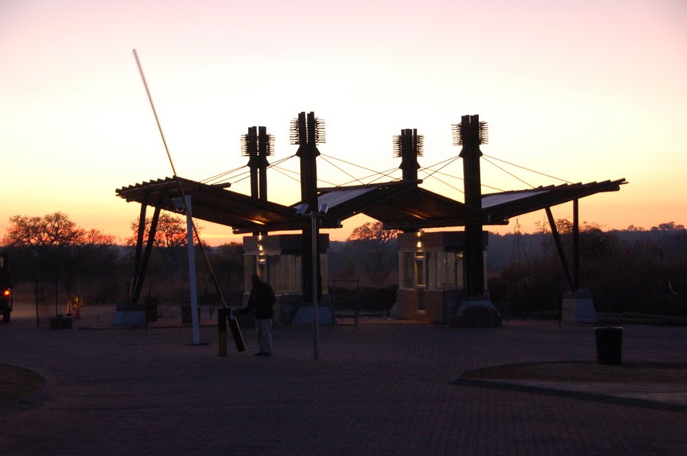 Kruger Park - Phabeni Gate by jerryvh