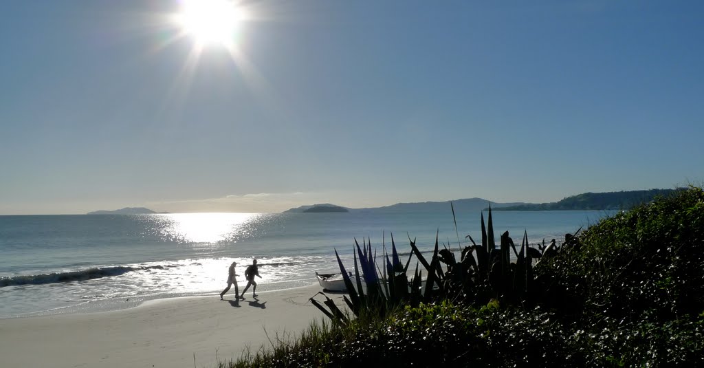 Praia do Jurere, Florianopolis by Antonio Postiglione