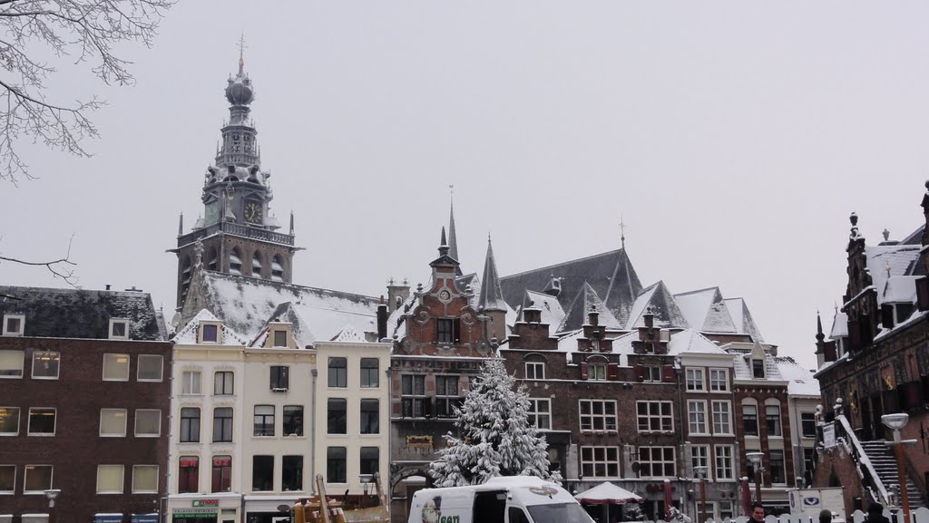 Benedenstad, Nijmegen, Netherlands by karel wielinga