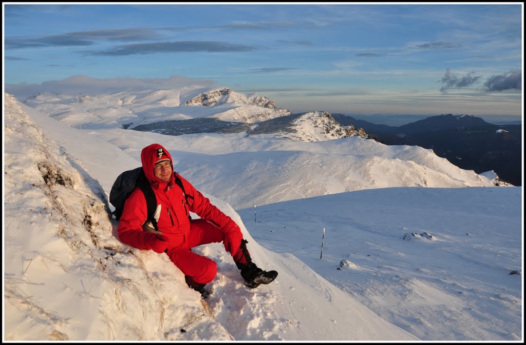 Merry Christmas and Happy New Year in 2011 to all Panoramios _/_ Crăciun- şi un An Nou Fericit doresc tuturor Panoramiştilor! _/_ Áldott Karácsonyt és Boldog Új Évet! by Dénes László