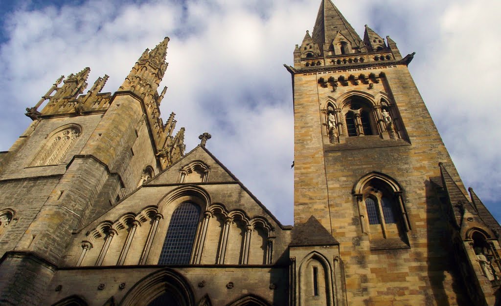 Llandaff cathedral cardiff by gary taylor