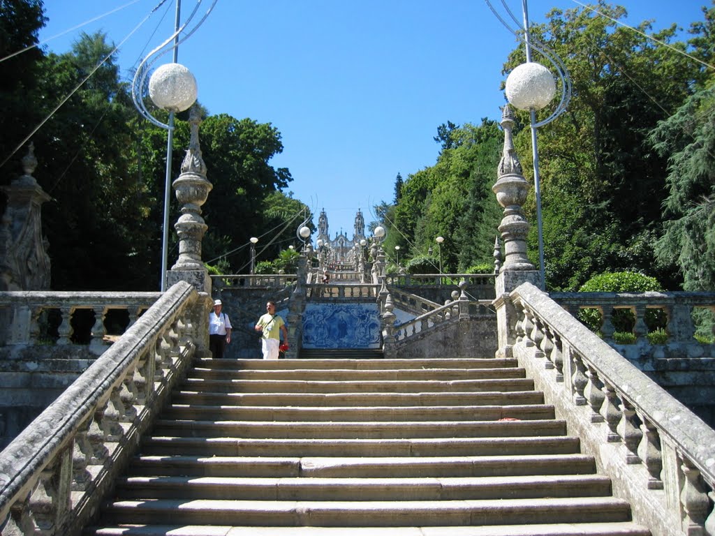 Lamego (Nossa Senhora dos Remédios) by Álvaro Nunes