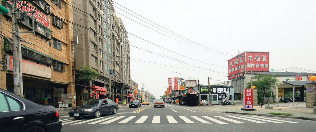 Taoyuan, Taoyuan District, Taoyuan City, Taiwan by ImagingTaipei10