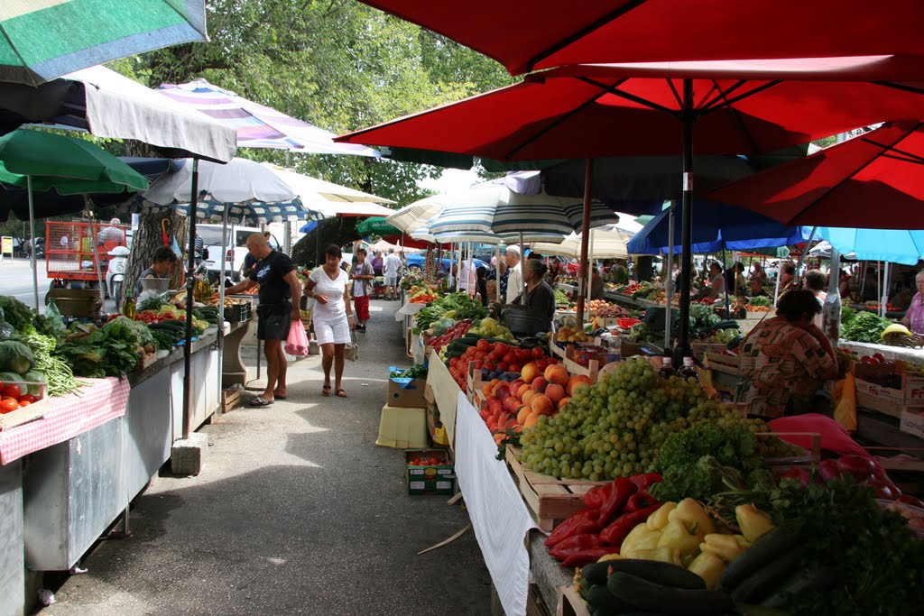 Mercato di Trogir Croazia by Paolo Raineri