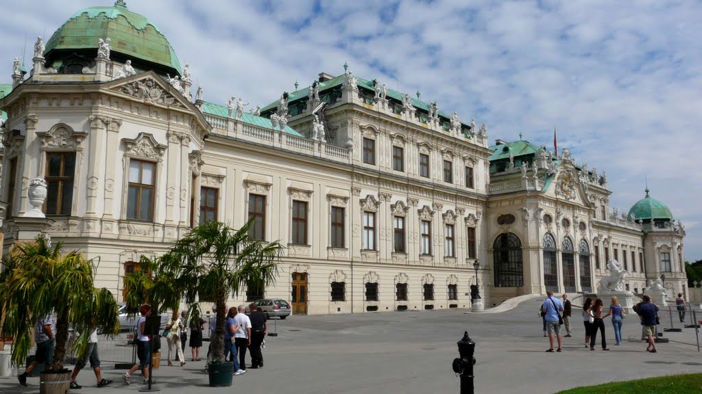 Oberes Belvedere, Südfassade by Micsterm, Paris 18