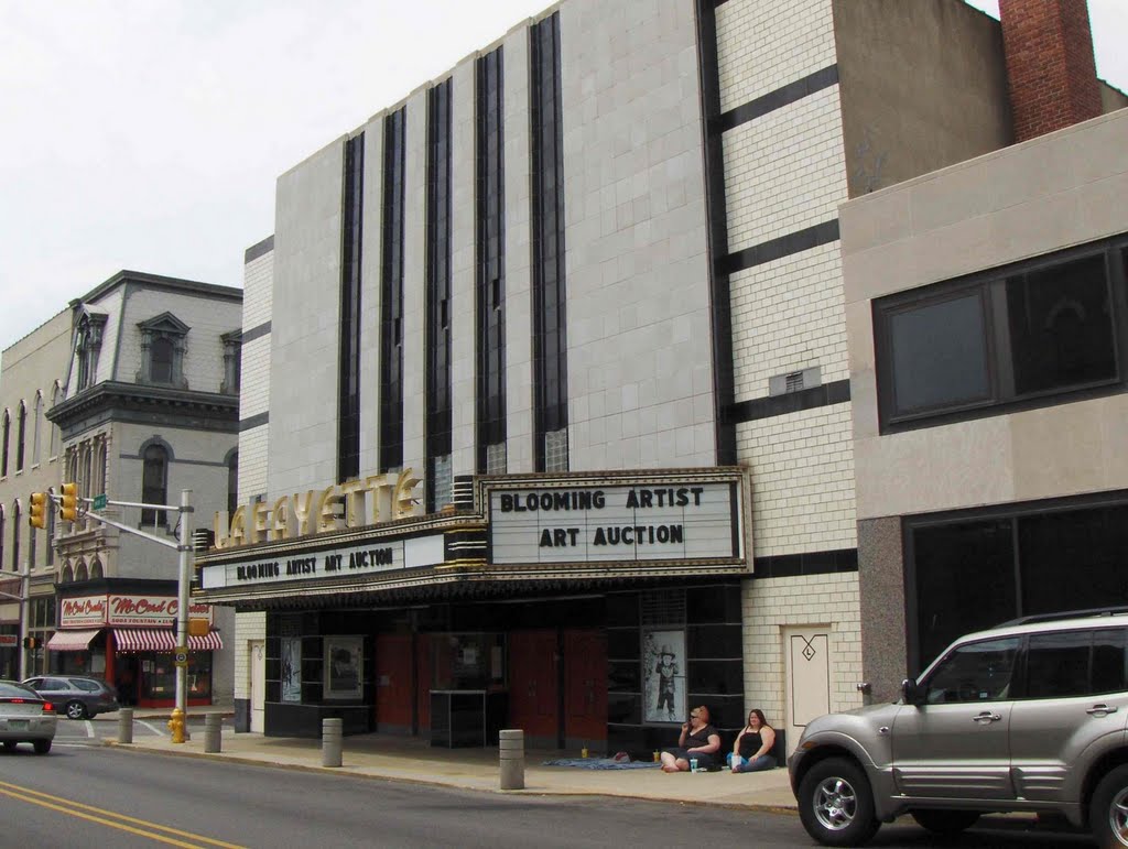 Lafayette Theatre, GLCT by Robert Maihofer, Great Lakes Casual Traveler