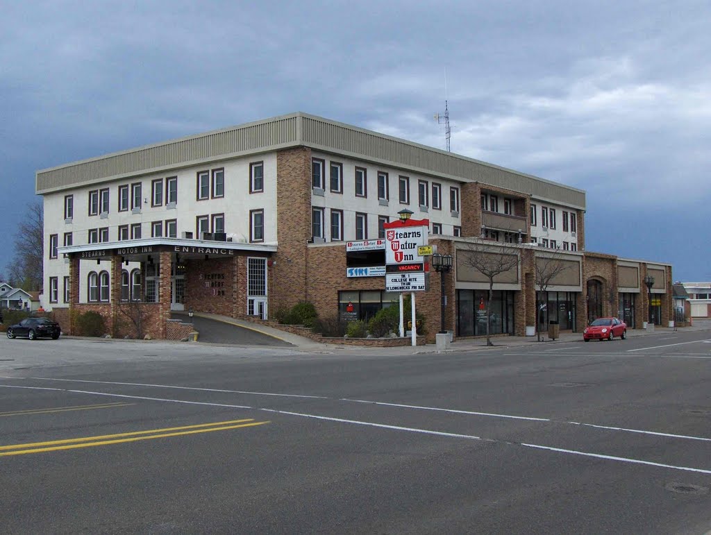 Stearns Motor Inn, GLCT by Robert Maihofer, Great Lakes Casual Traveler