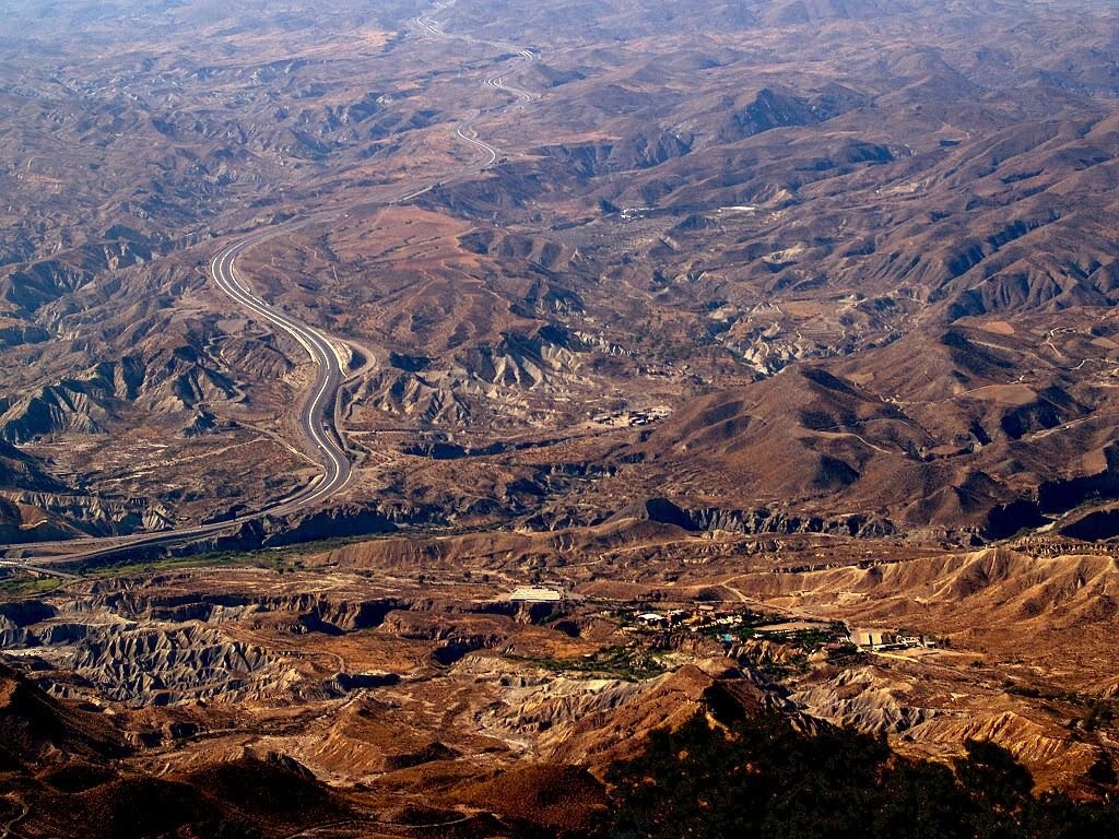 Desierto de Tabernas. In basso Mini Hollywood-Oasys, al centro Western Leone e il forte El Condor by mhgozz@tin.it