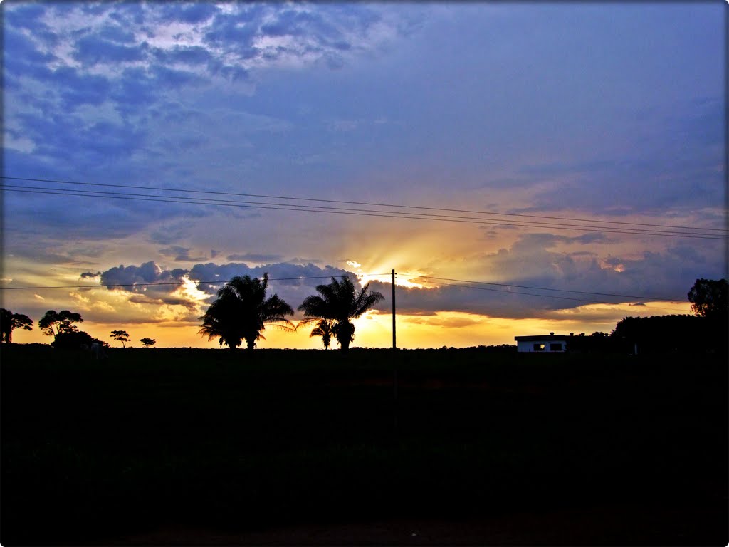 Por do Sol no Mato Grosso by Edson W Cavalari