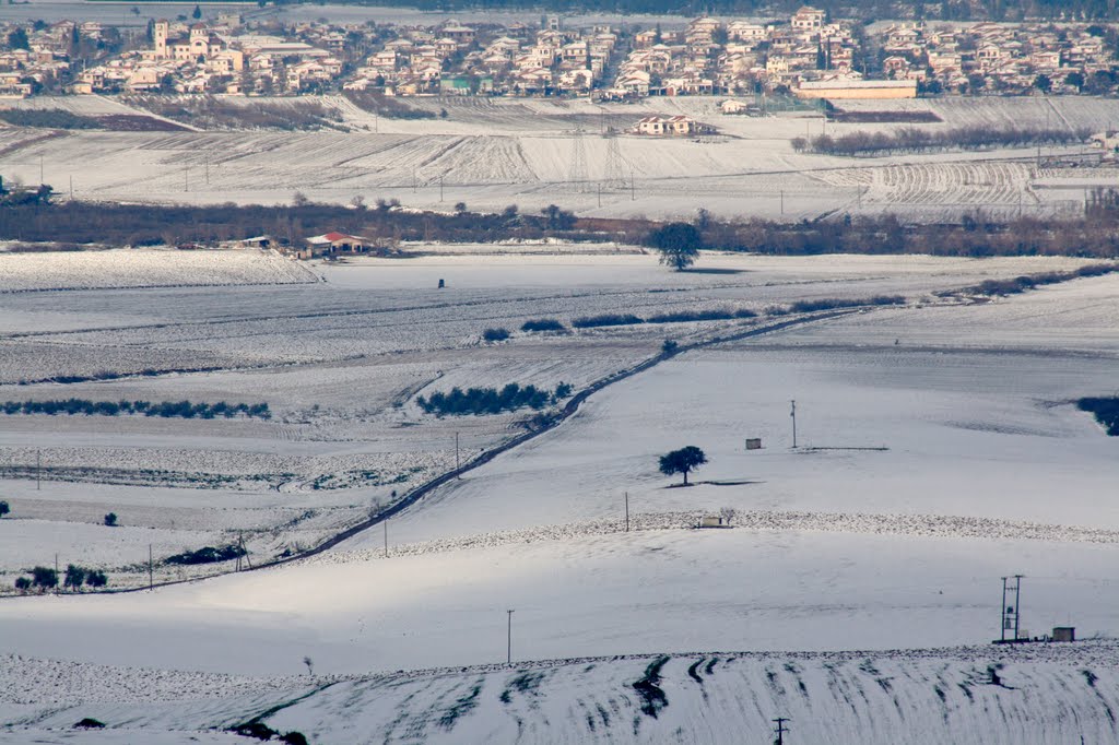 Almiros 371 00, Greece by t.bravos