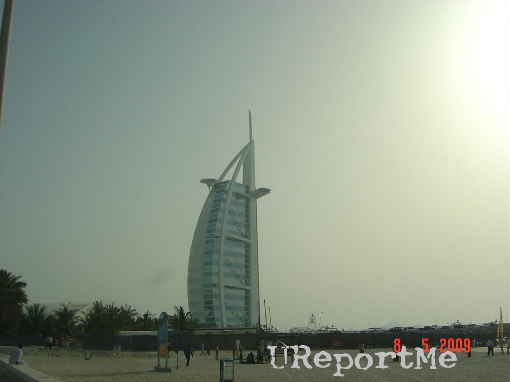 Burj Al Arab, Jumairah Dubai by UReportMe