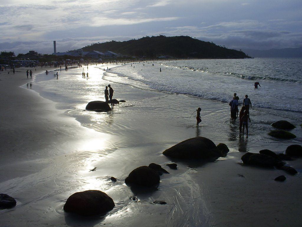 Praia da Lagoinha by Jóe José Dias