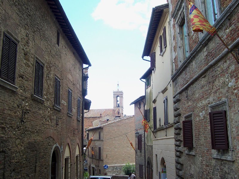 Montepulciano - Via Ricci by egfa72