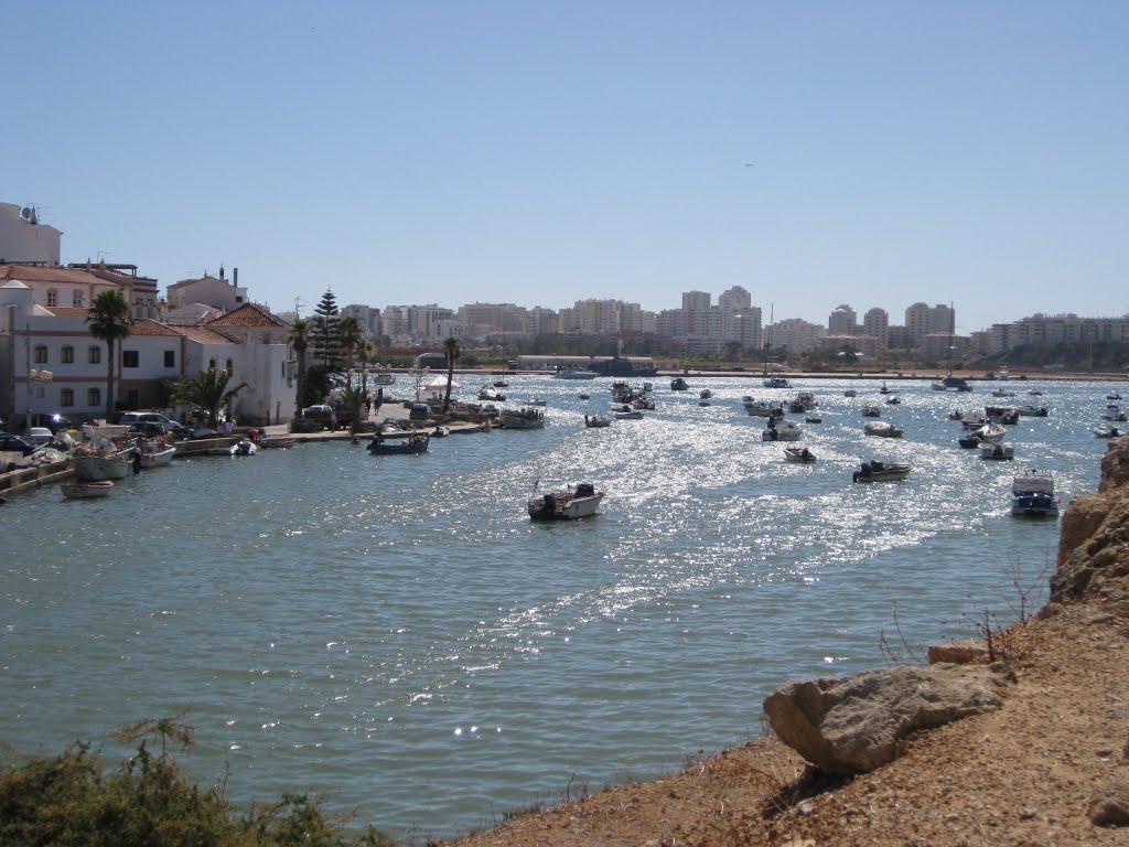 Port de Ferragudo en face de Portimao by BrunoIX