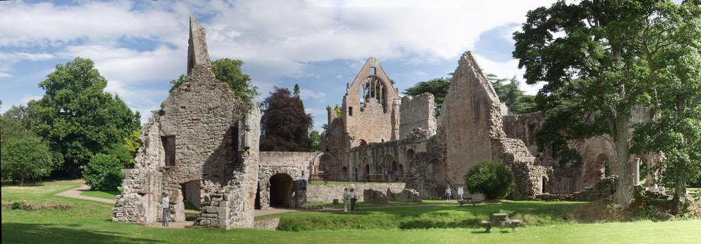 Dryburgh Abbey by Nanard