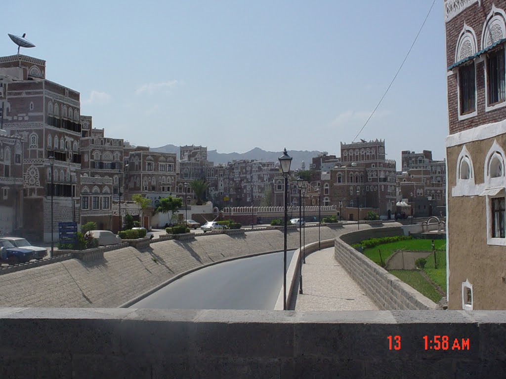 Sayilah Road Old Sana'a by YemenHawk7