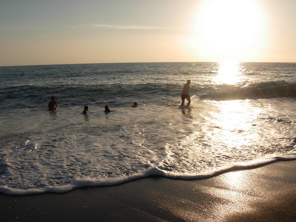 Spiaggia by Salvatore Migliari