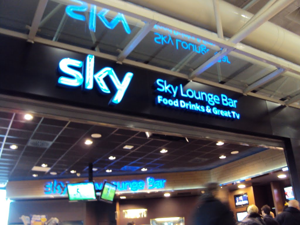 Sky Lounge Bar - Aeroporto Fiumicino by giramondo85