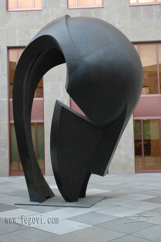 Escultura by Fernando Gomez Viñar…