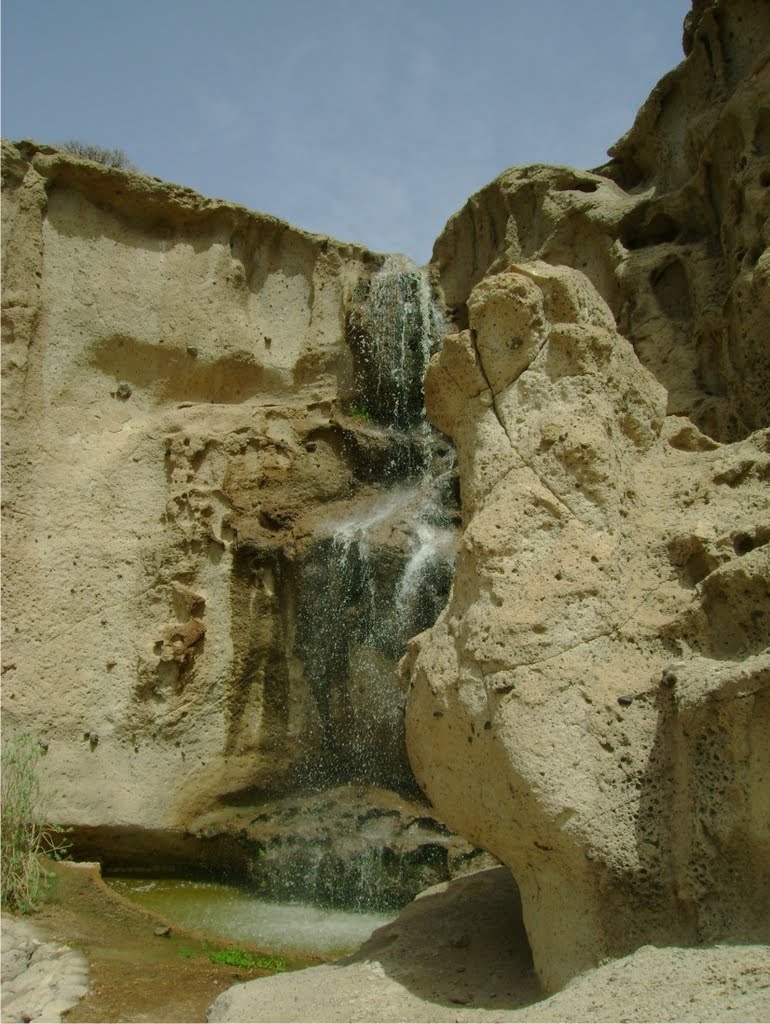 Cascata alla Riserva ambientale San Blas by Mario Brigliano