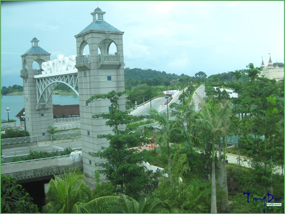 Cổng Sentosa by Trung Đức