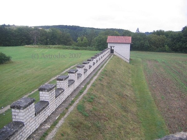 Römerkastell Pfünz (Vetonianum), Blick über Nordmauer by Astrodoc