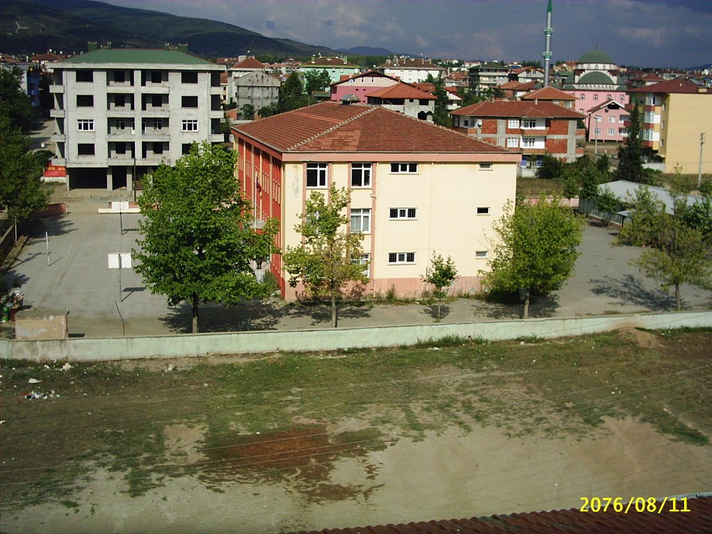 Yenimah. Cumhuriyet İlkokulu by Cihan Altmış