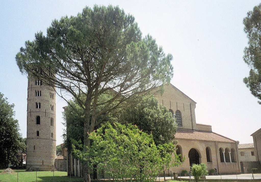 2002: Ravenna - Basilica di San Appollinare in Classe by joop.straatman