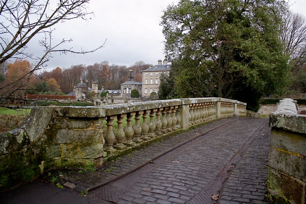 Pollok House by The Jacobite