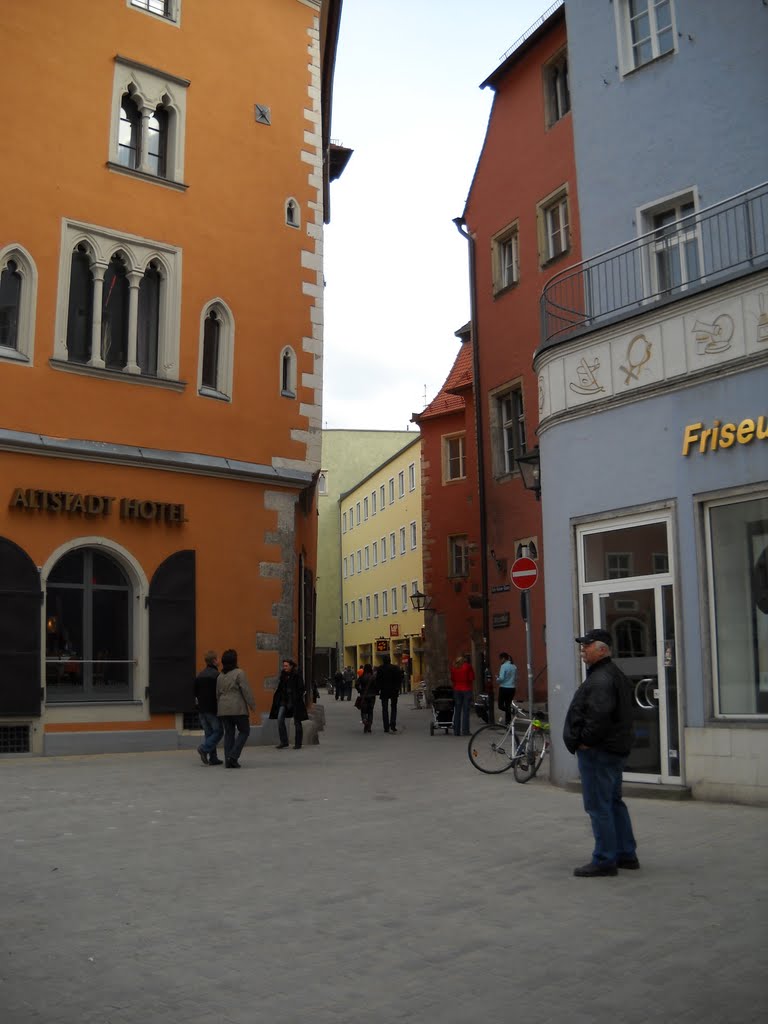 Haidplatz by Burkhard Grafenstein