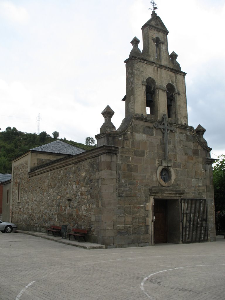 Iglesia de Matarrosa by Delfín Rodríguez Mor…