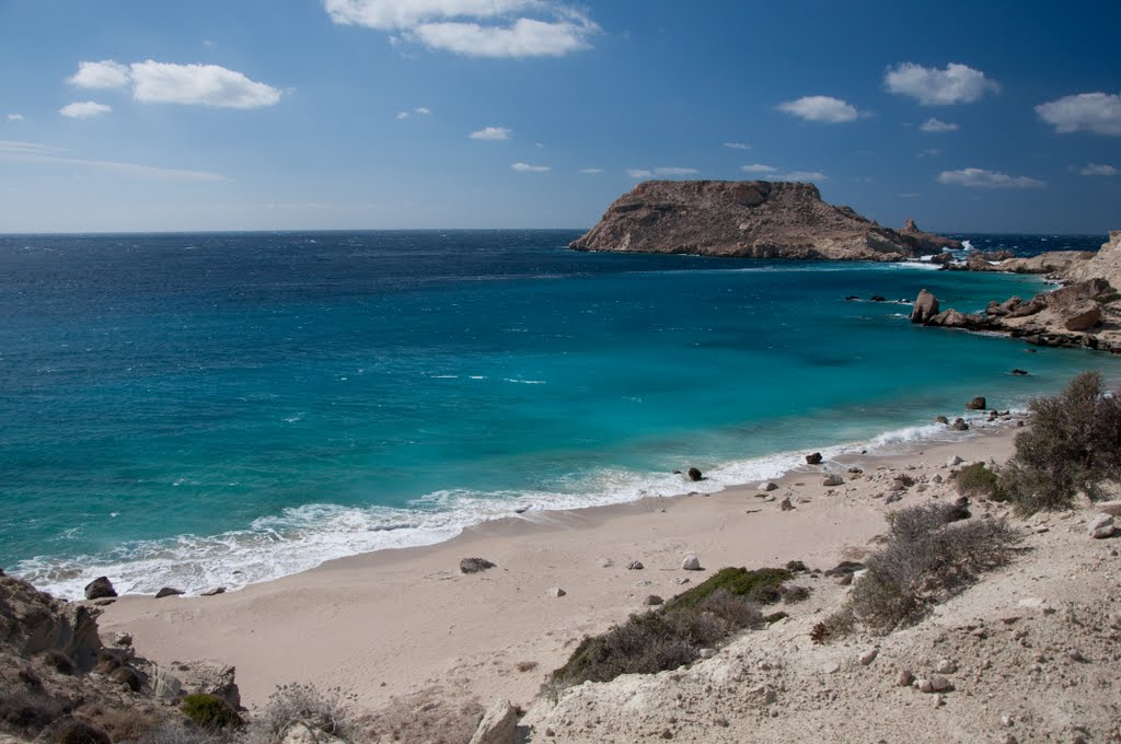 Beach, between Esokastro (islet) and Lefkos by A3jaan