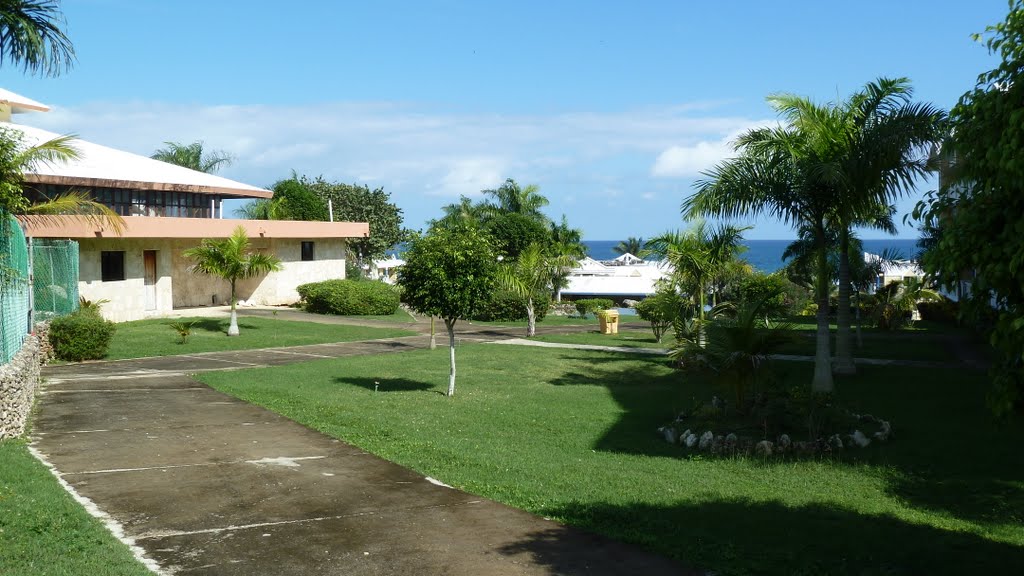 Hotasa Luperon Beach - Dominican Republic - formerly Best & Luperon Beach Hotels December 23 2010 around the complex by Gazinga