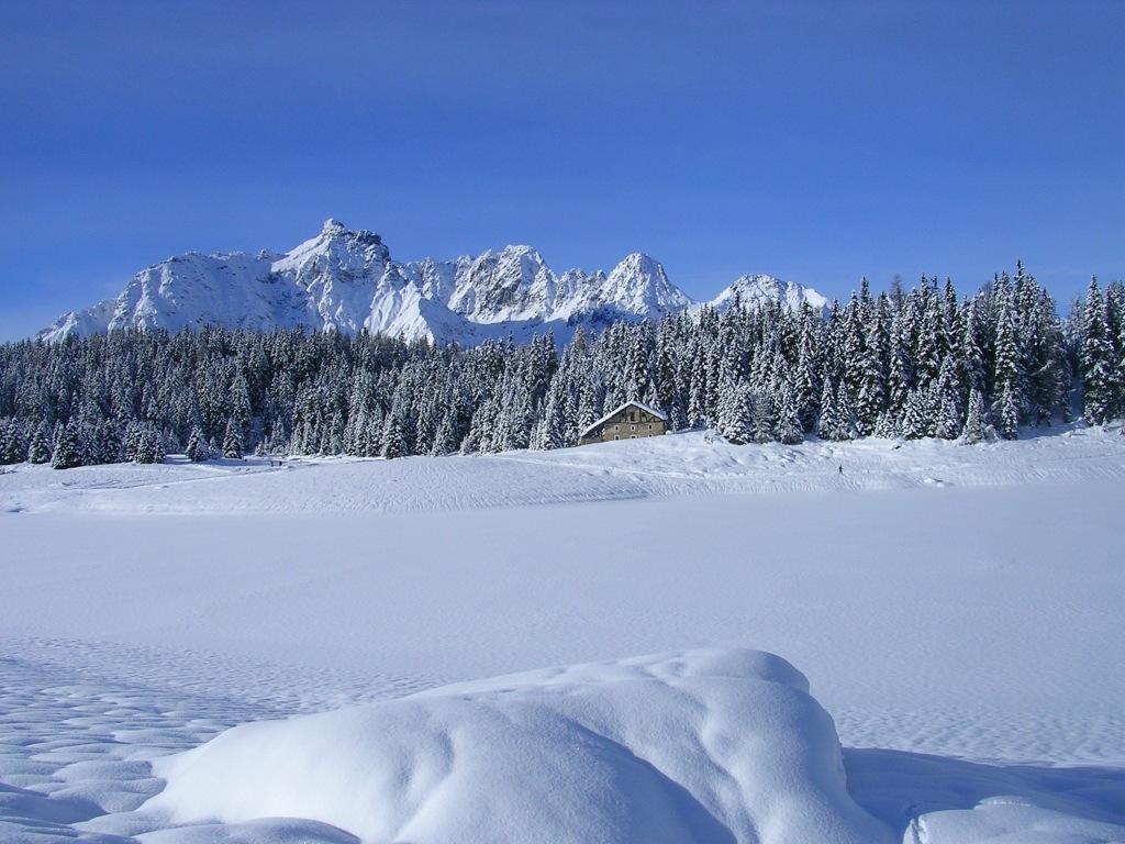 Scialpinismo - Lago Palù by Joe Giordani