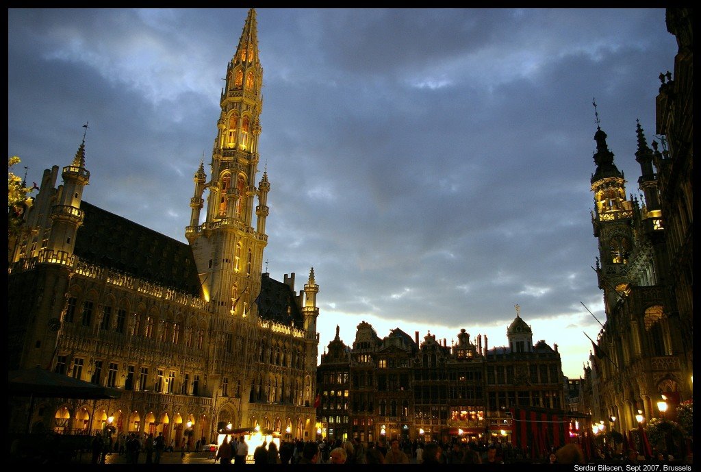 Grand Place II by Serdar Bilecen