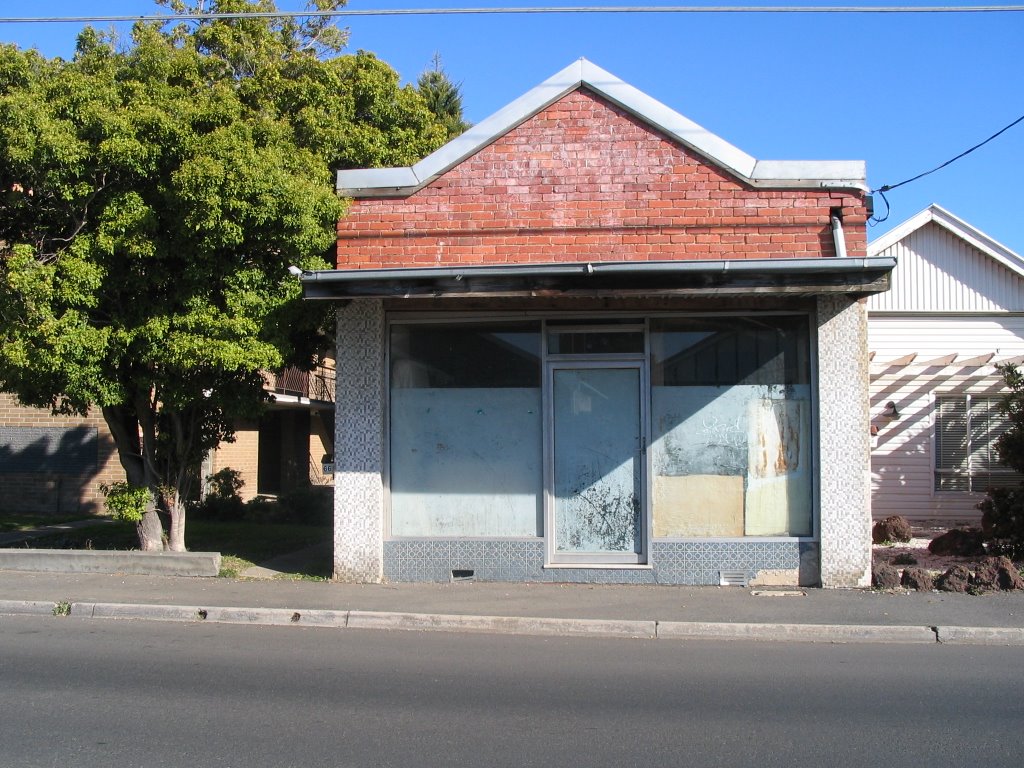 661 Barkly St - shopfront by ourturf