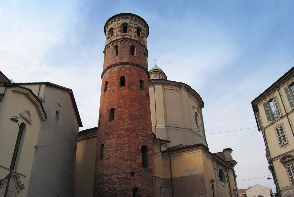 ASTI TORRE ROSSA E S. CATERINA by Cesare Riccardo