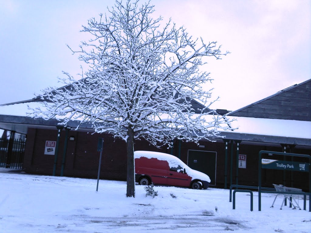 Snowfall day-4, Halstead, UK by Abu Bakkar (Sharoil)