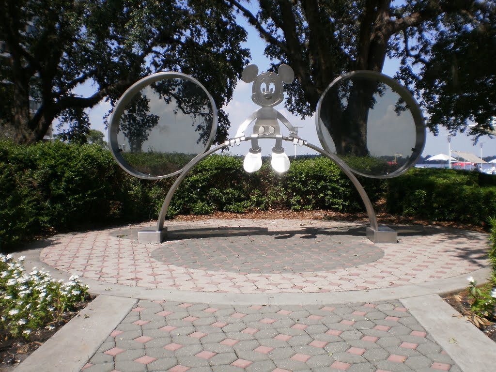 Mickey Monument by disneypix4life