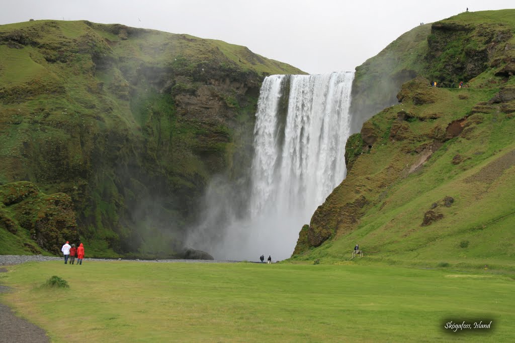 Skogafoss, Iceland by Robin Forsberg