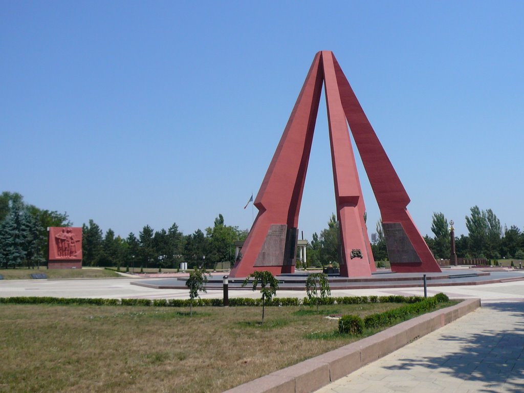 Monument in Chisinau by ol_hh