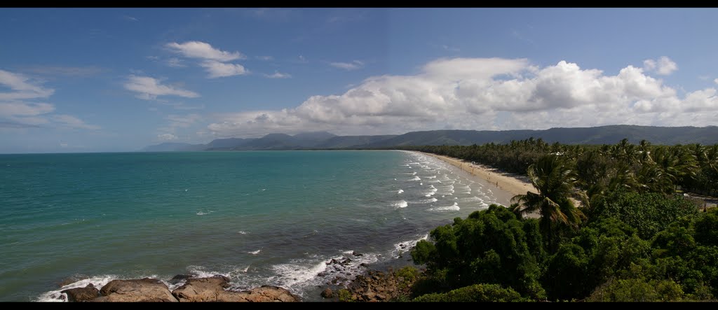 Four miles beach by Romain11