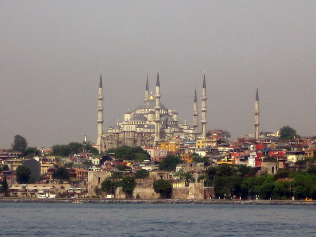 Mosque of Sultanahmet by Bora Arasan