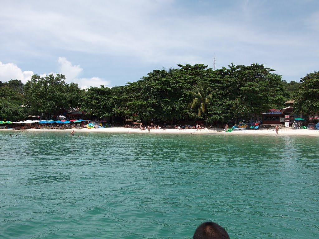 Wong deuan beach,koh samet,thailand,2010 by PATTAYA22