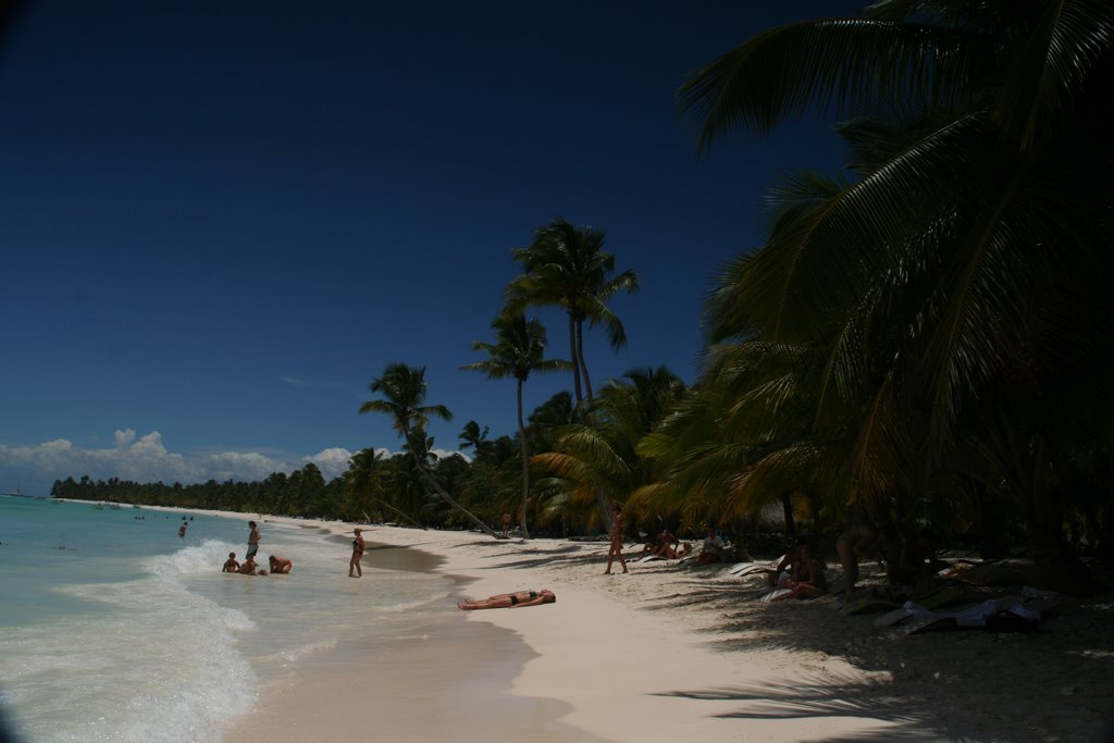 Isla Saona by PaulinaJ