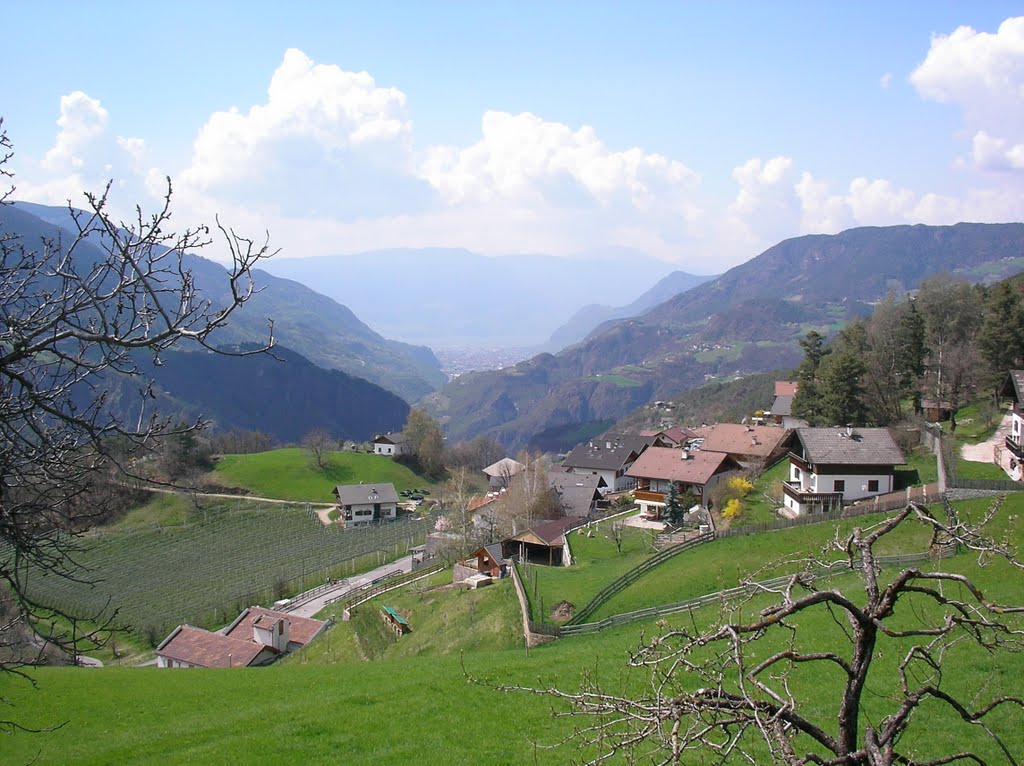 Um 2 h verabschieden wir uns und fahren zurück, Richtung Bozen by ReinhardKlenke