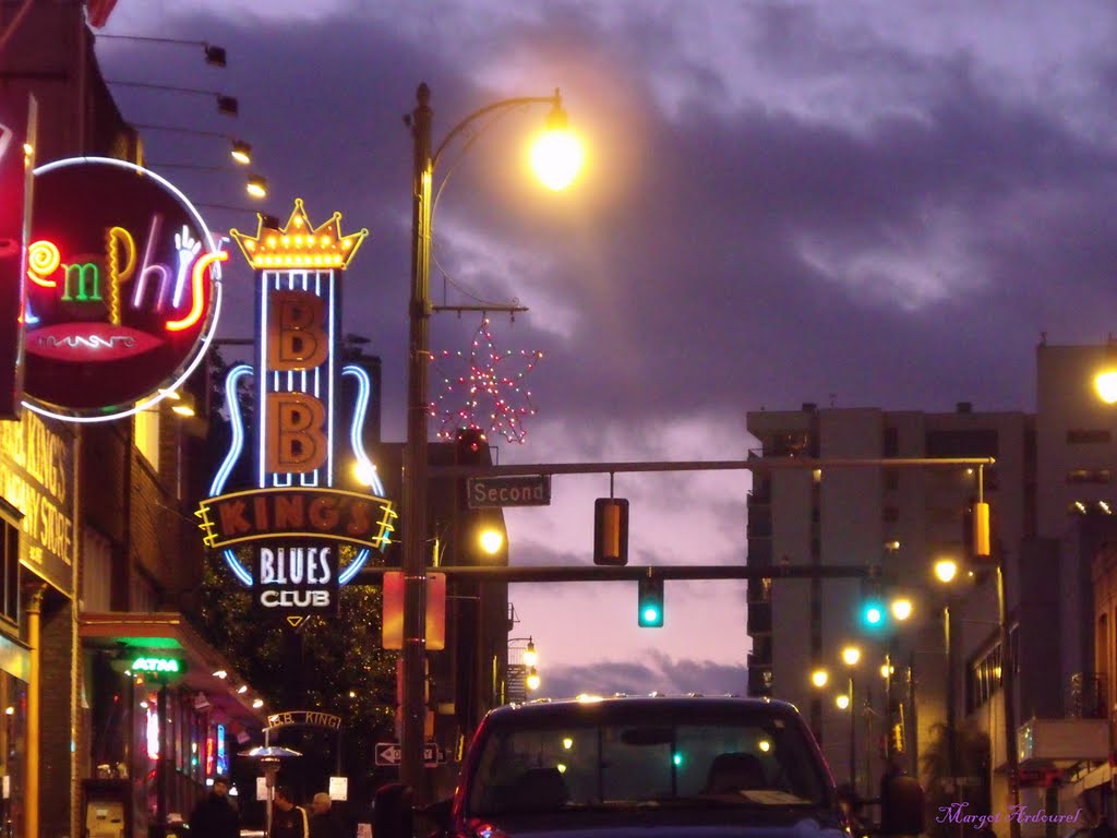 BB King's on Beale St. by mardrl