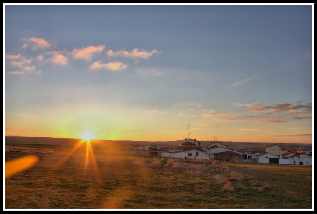 Puesta de sol desde la era by r_santos